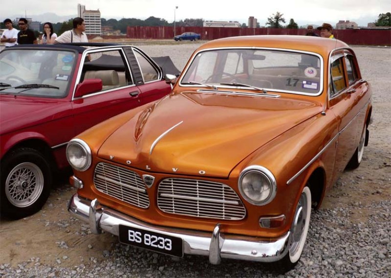 Volvo 122S.jpg